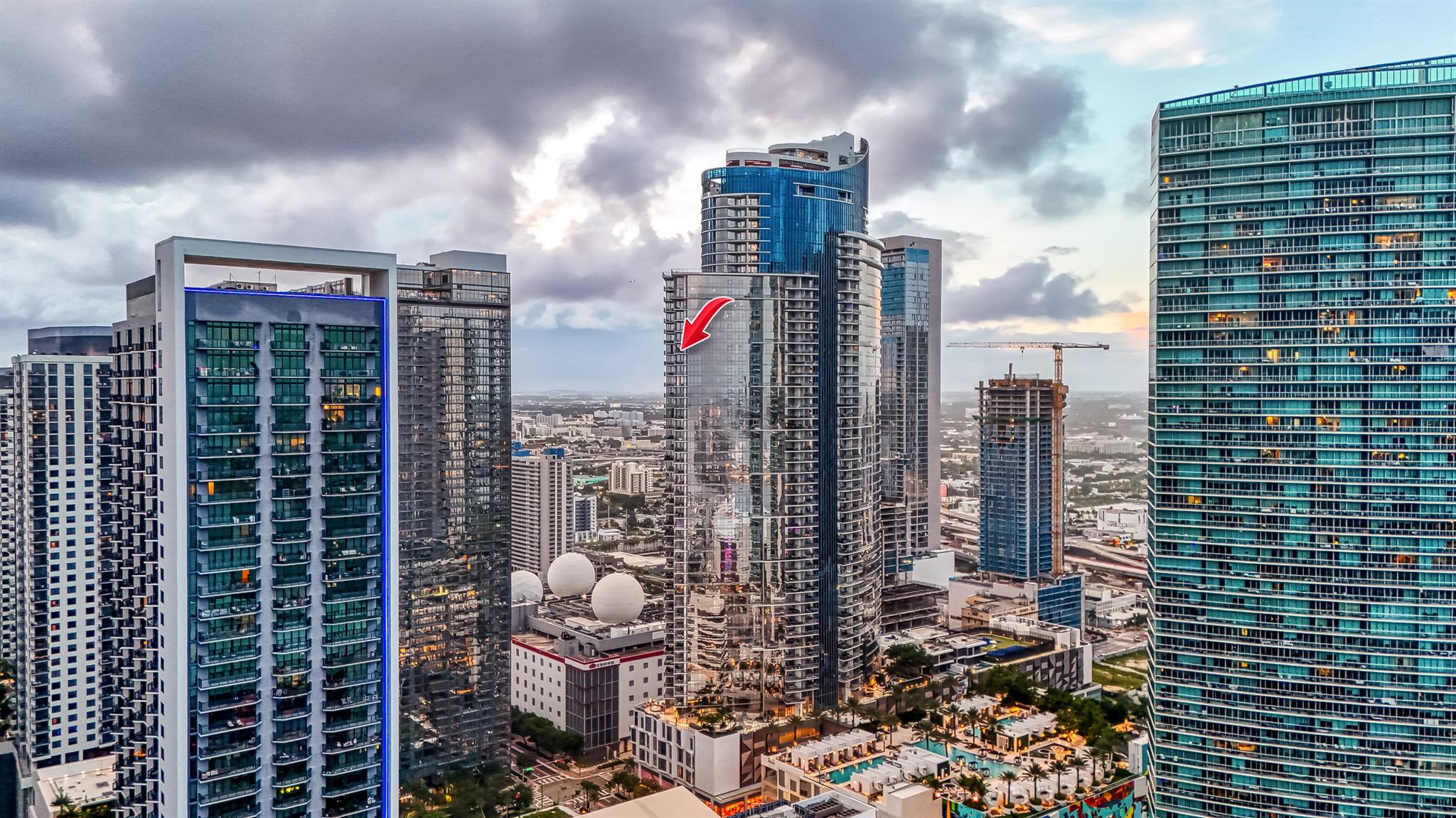 image Paramount Miami Worldcent12