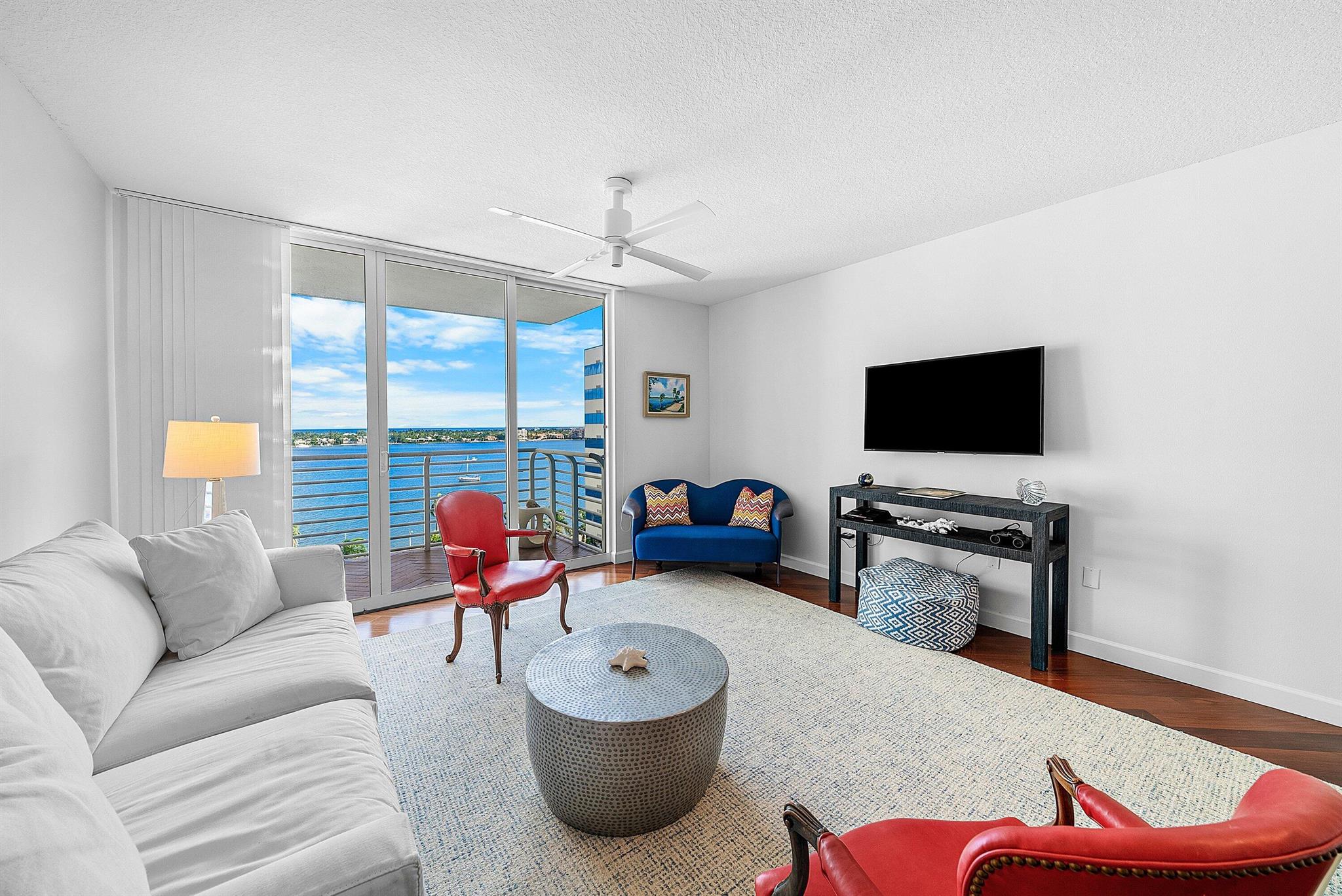 1551 N Flagler Dr #1012