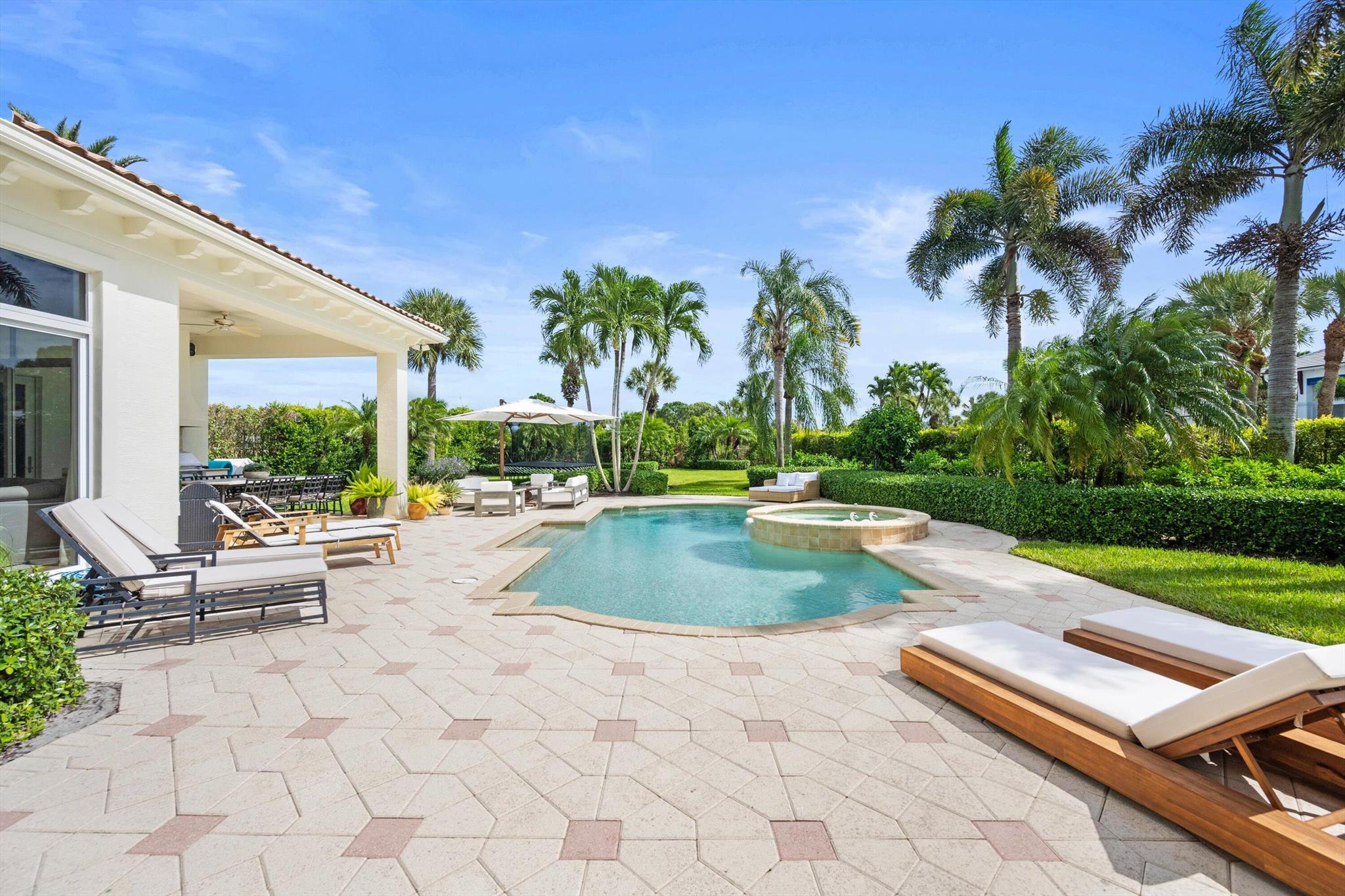 115 Echo Ln Jupiter, FL 33458