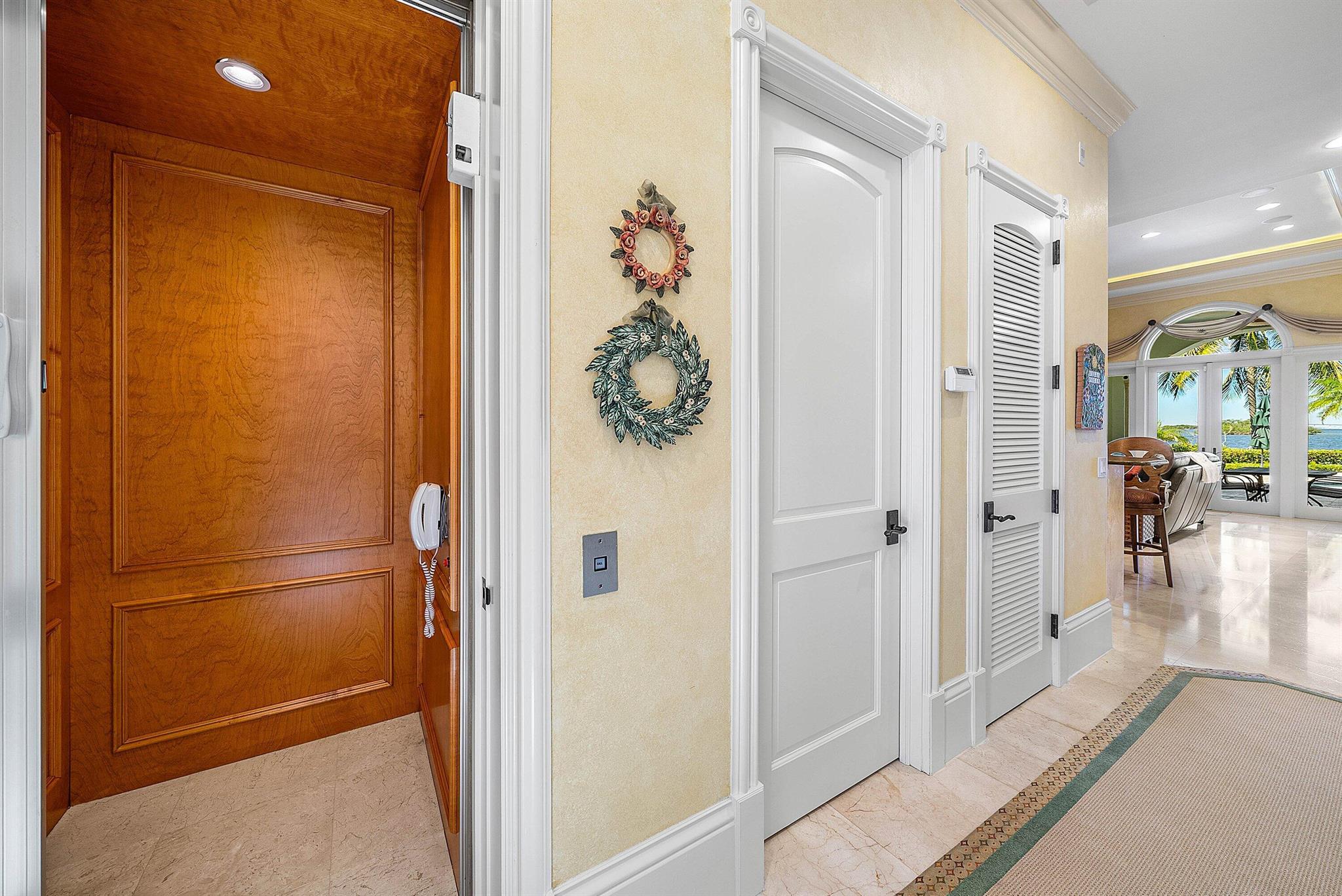 6381 SE Harbor Cir Stuart, FL 34996