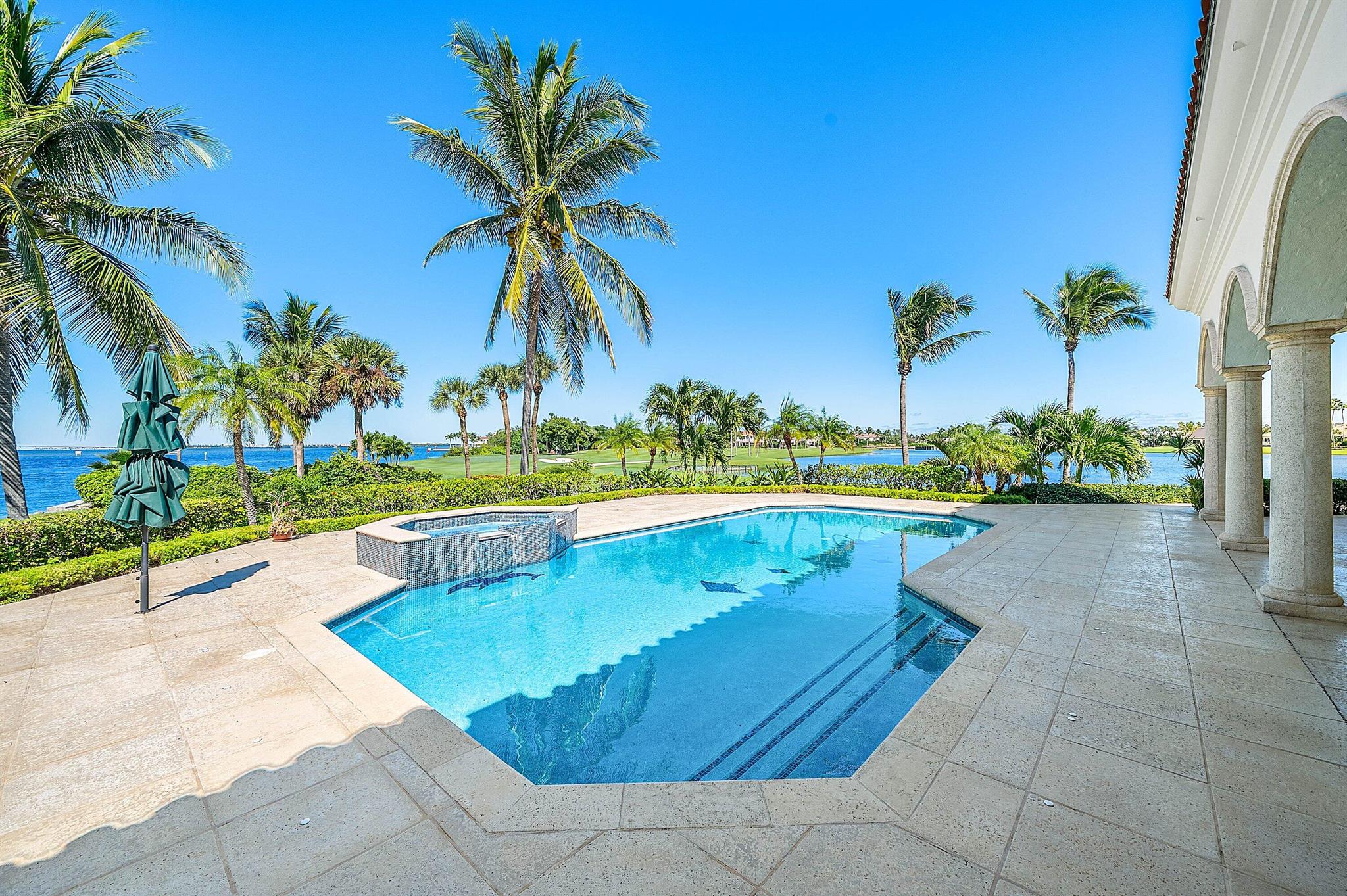 6381 SE Harbor Cir Stuart, FL 34996