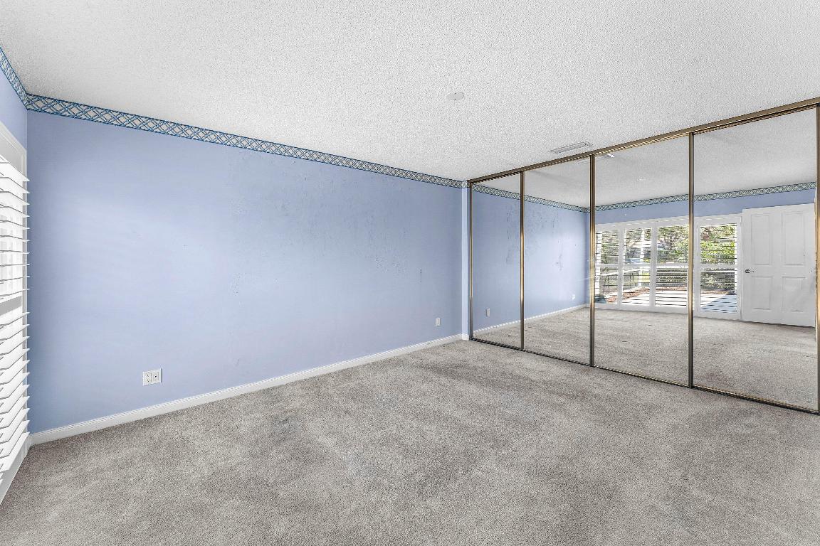 5101 Water Oak Ct Palm Beach Gardens, FL 33410