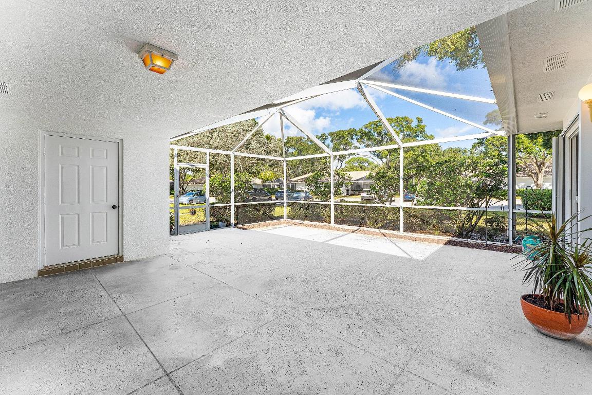 5101 Water Oak Ct Palm Beach Gardens, FL 33410