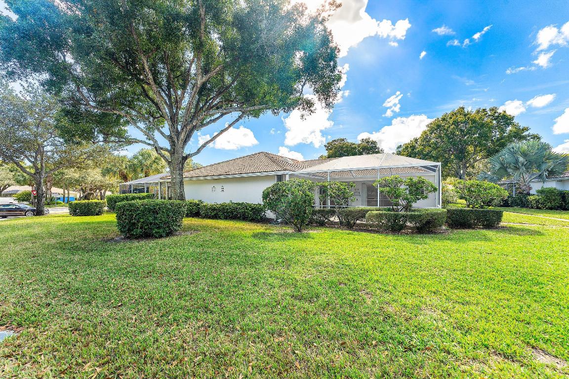 5101 Water Oak Ct Palm Beach Gardens, FL 33410