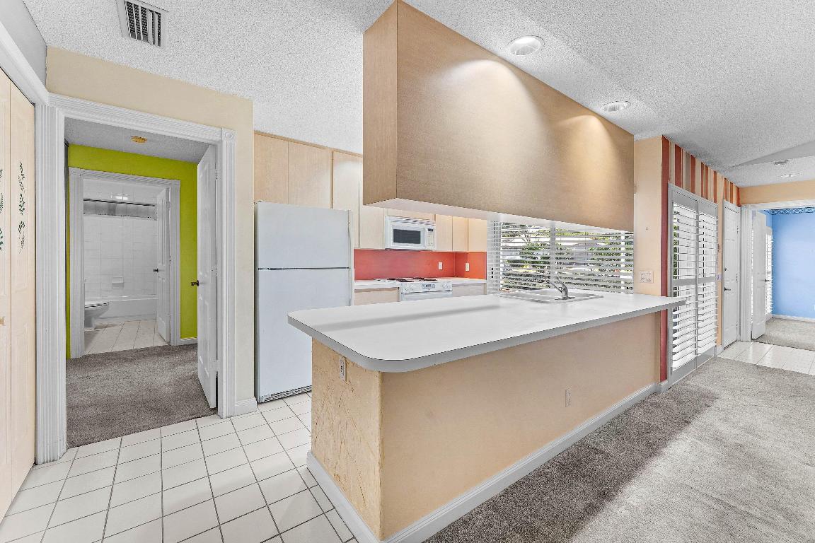 5101 Water Oak Ct Palm Beach Gardens, FL 33410