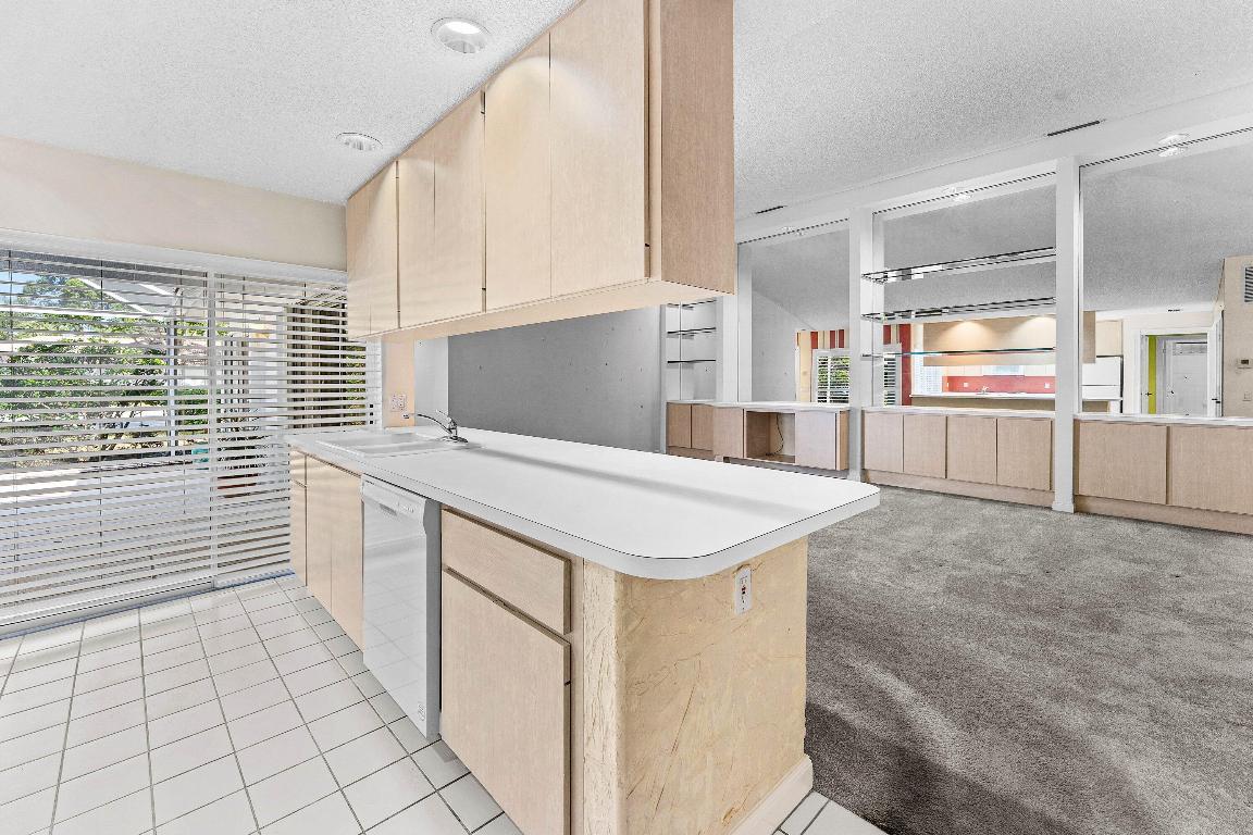 5101 Water Oak Ct Palm Beach Gardens, FL 33410