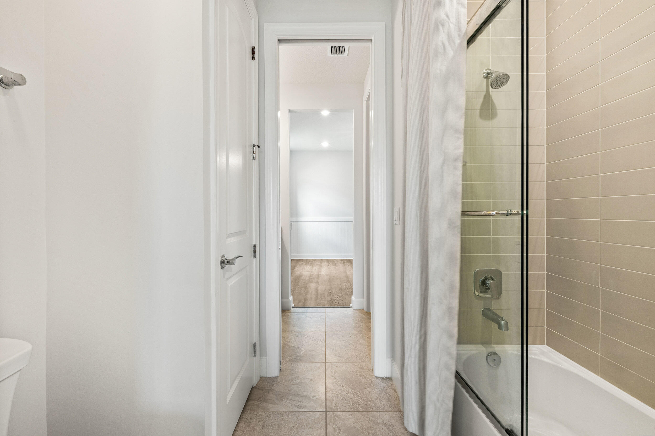 106 Crimson Isles Jupiter, FL 33478