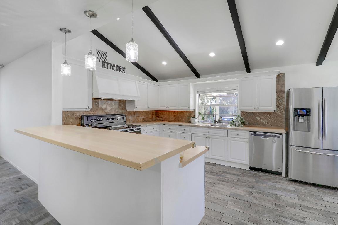 320 Fern Jupiter, FL 33458