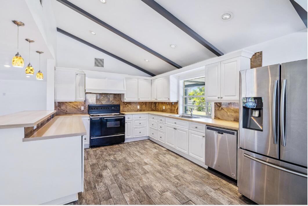 320 Fern Jupiter, FL 33458