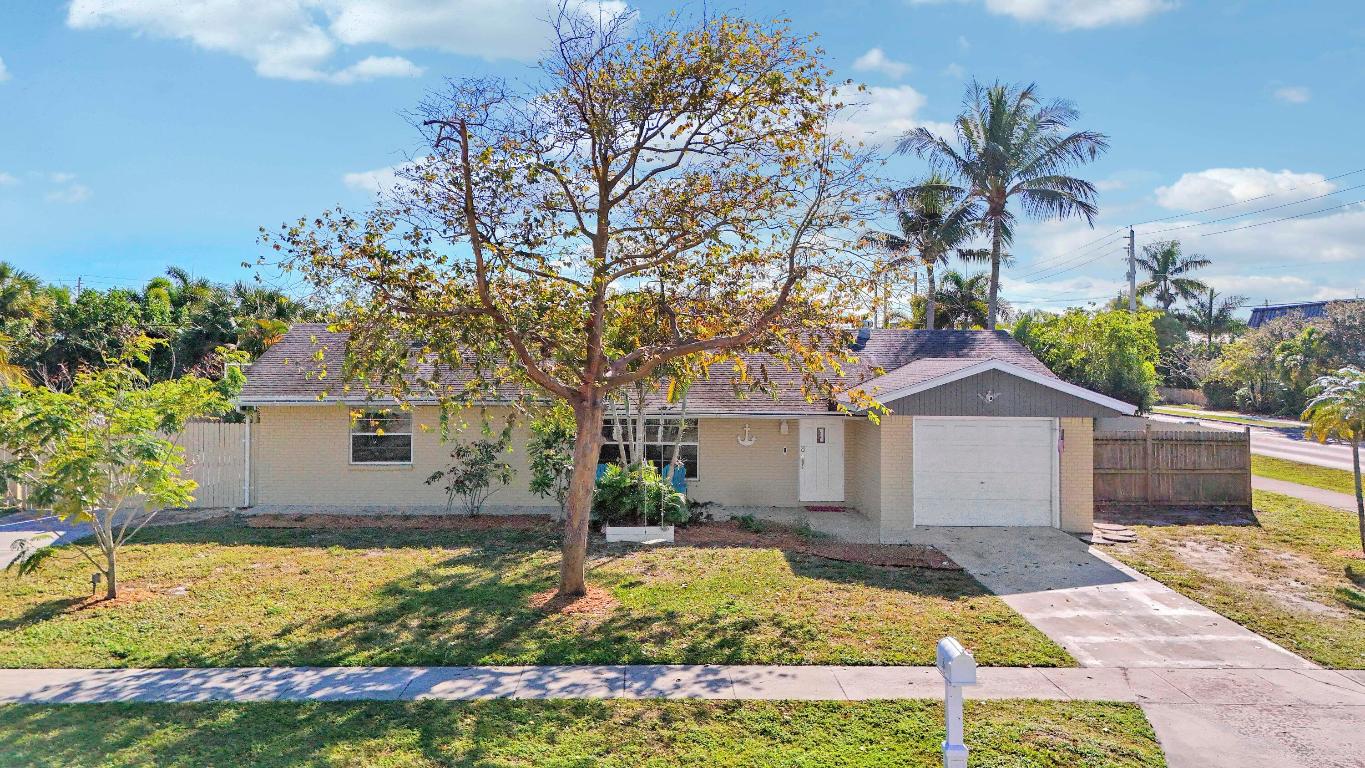 320 Fern Jupiter, FL 33458