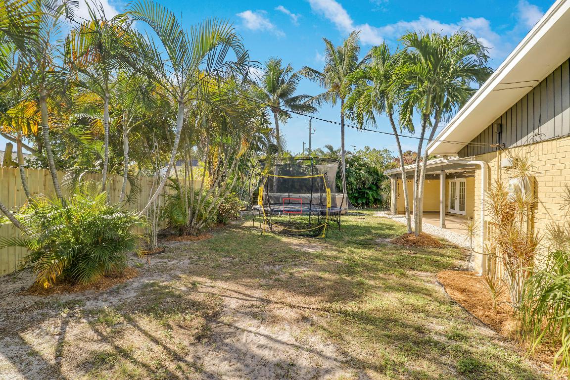 320 Fern Jupiter, FL 33458