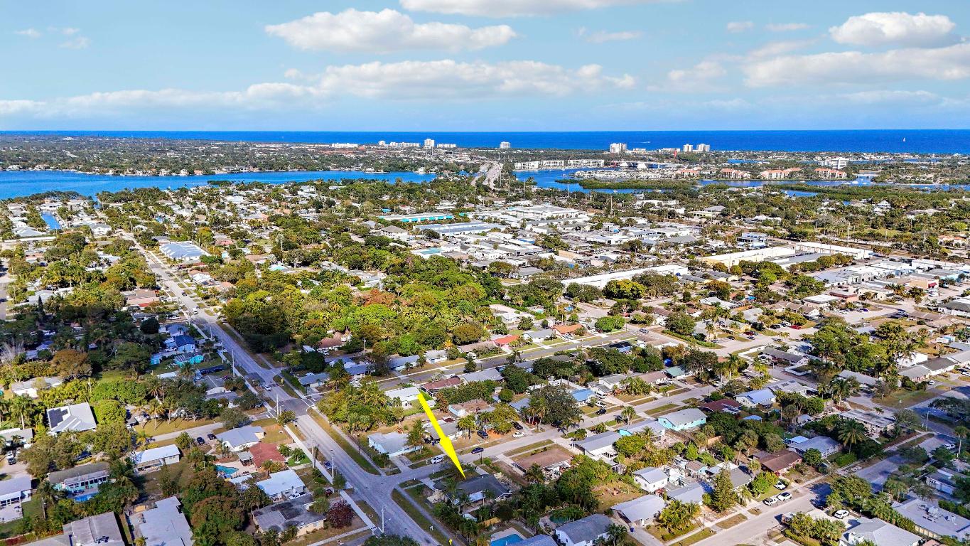 320 Fern Jupiter, FL 33458