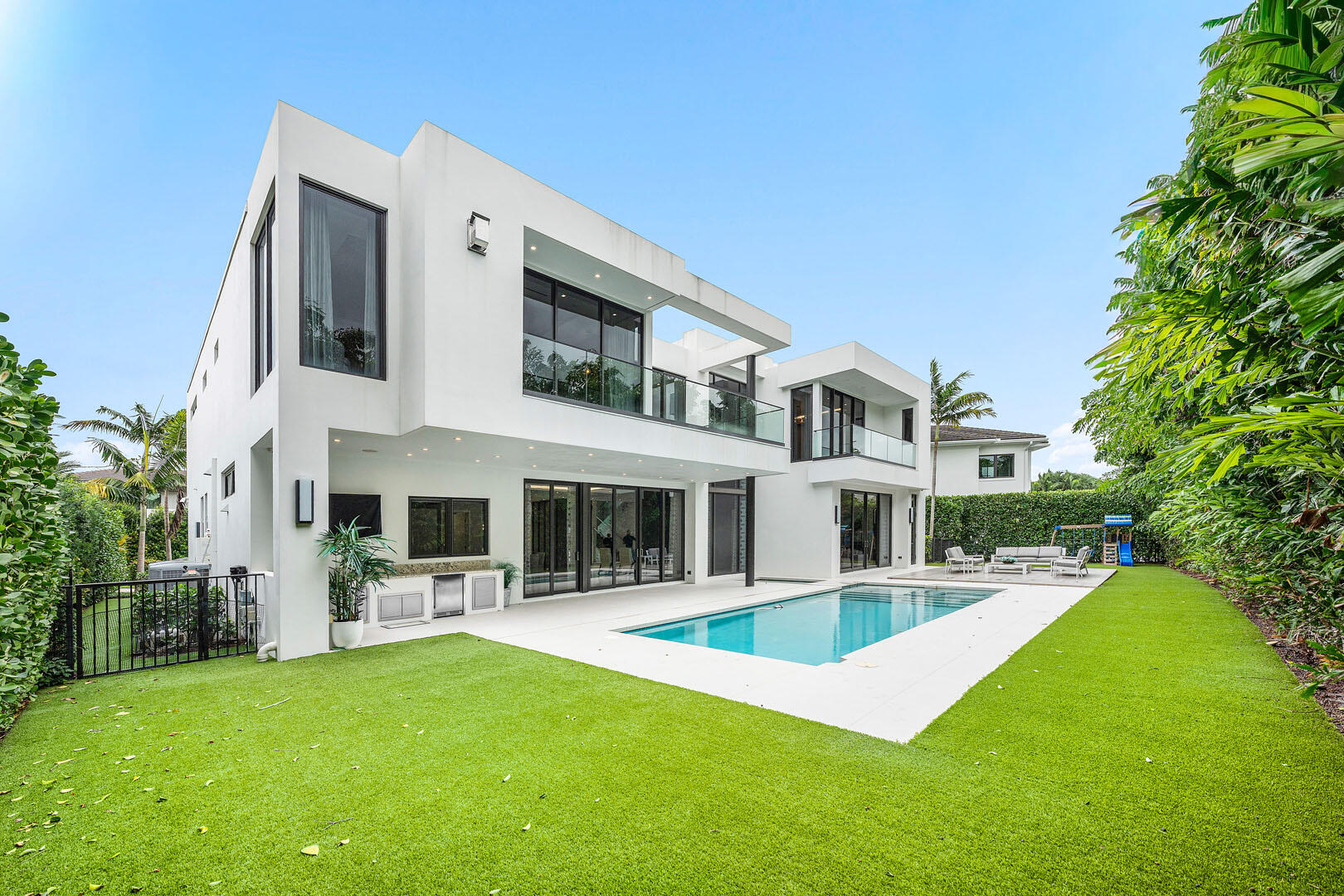 2391 Areca Palm Boca Raton, FL 33432