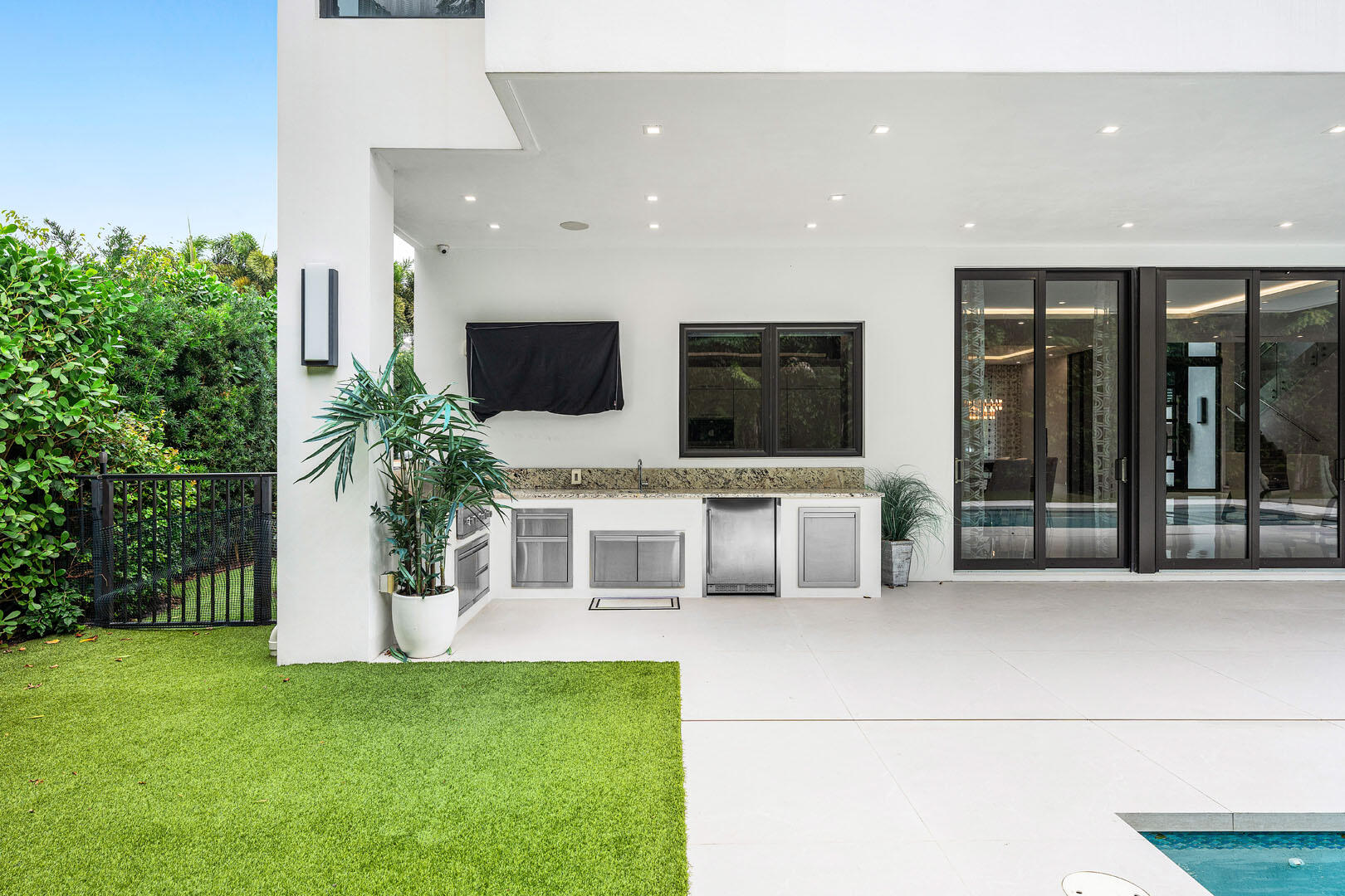 2391 Areca Palm Boca Raton, FL 33432