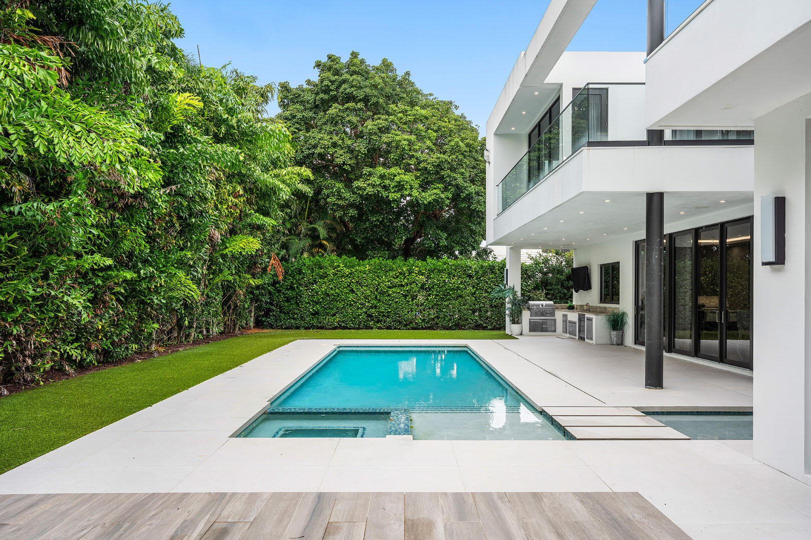 2391 Areca Palm Boca Raton, FL 33432