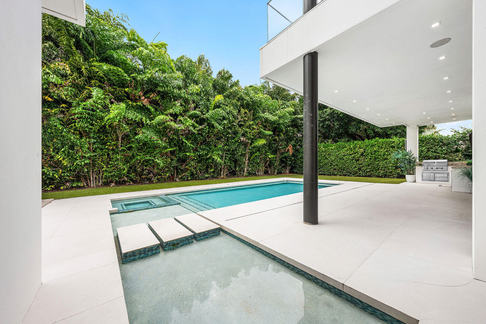 2391 Areca Palm Boca Raton, FL 33432