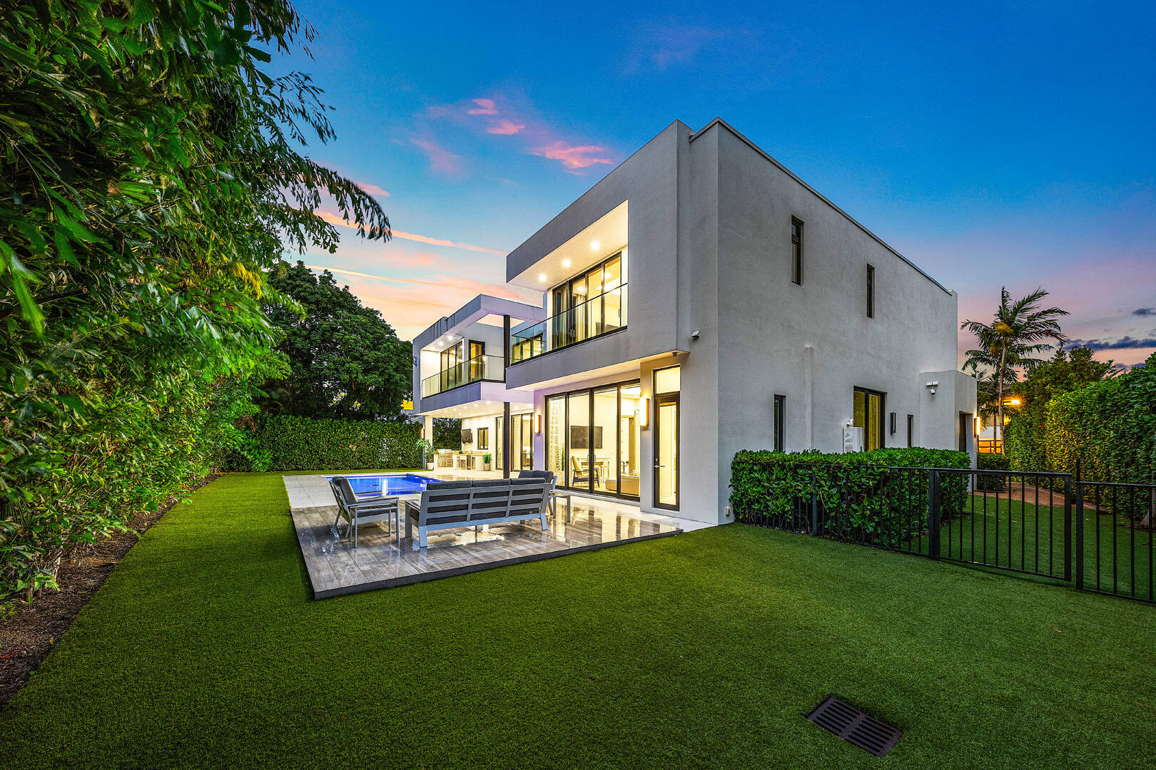 2391 Areca Palm Boca Raton, FL 33432