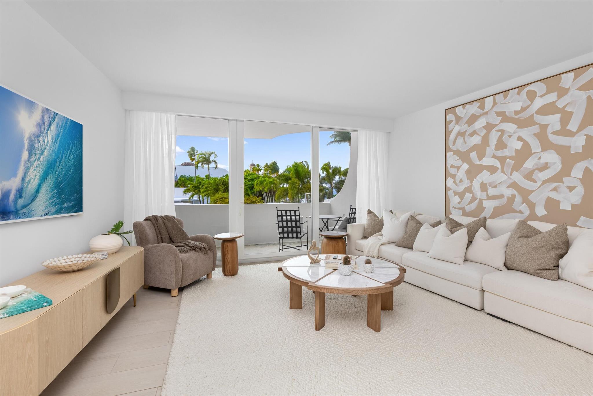 130 Sunrise Ave #216