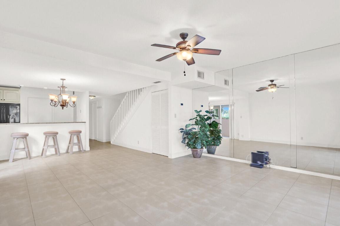 353 S Us Hwy 1 #D105 Jupiter, FL 33477