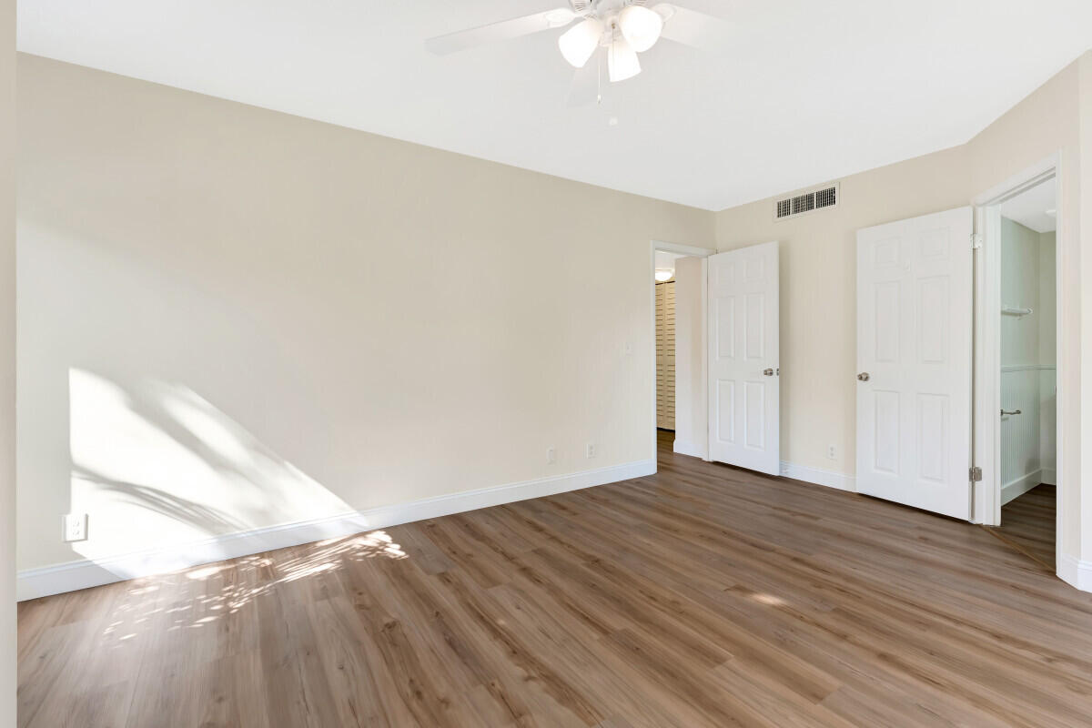 150 Pineview #L3 Jupiter, FL 33469