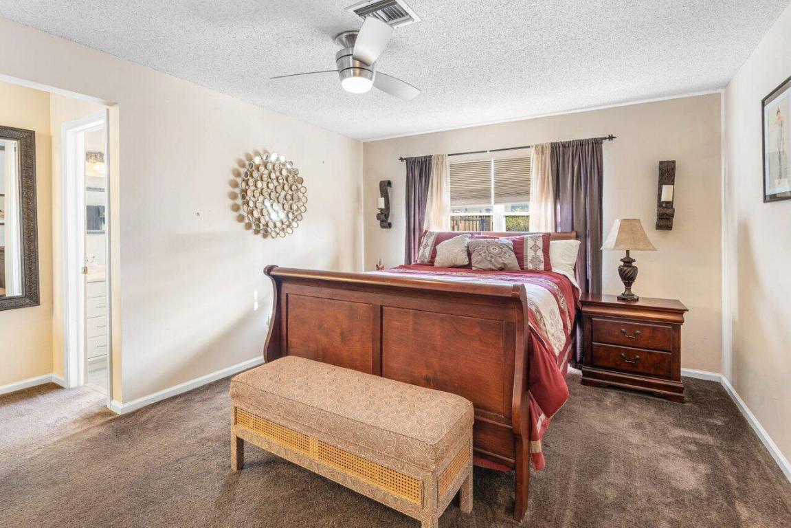 7332 Oakmont Lake Worth, FL 33467