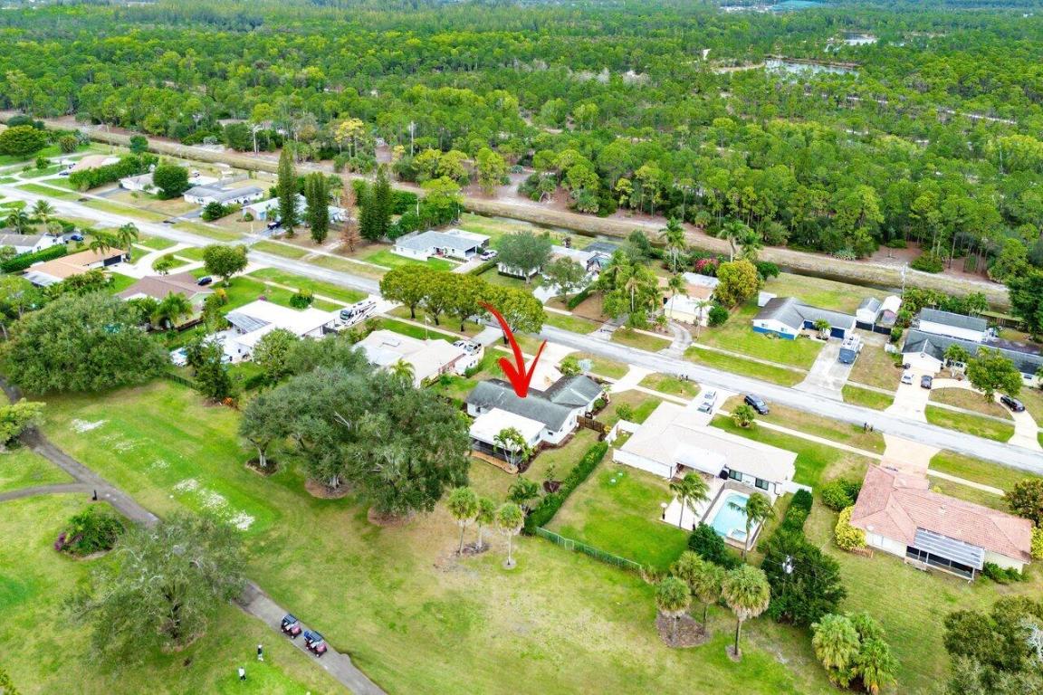 7332 Oakmont Lake Worth, FL 33467