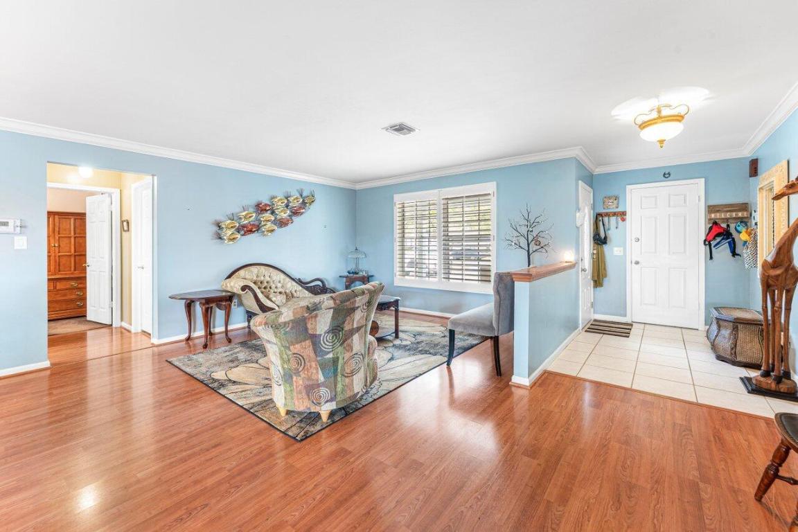 7332 Oakmont Lake Worth, FL 33467