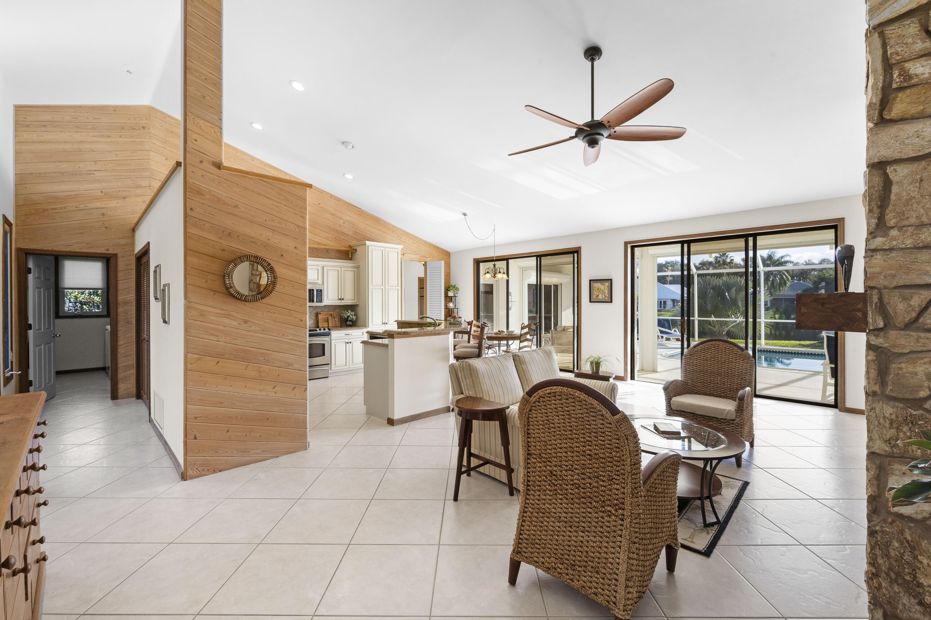 18321 SE Cassia Jupiter, FL 33469