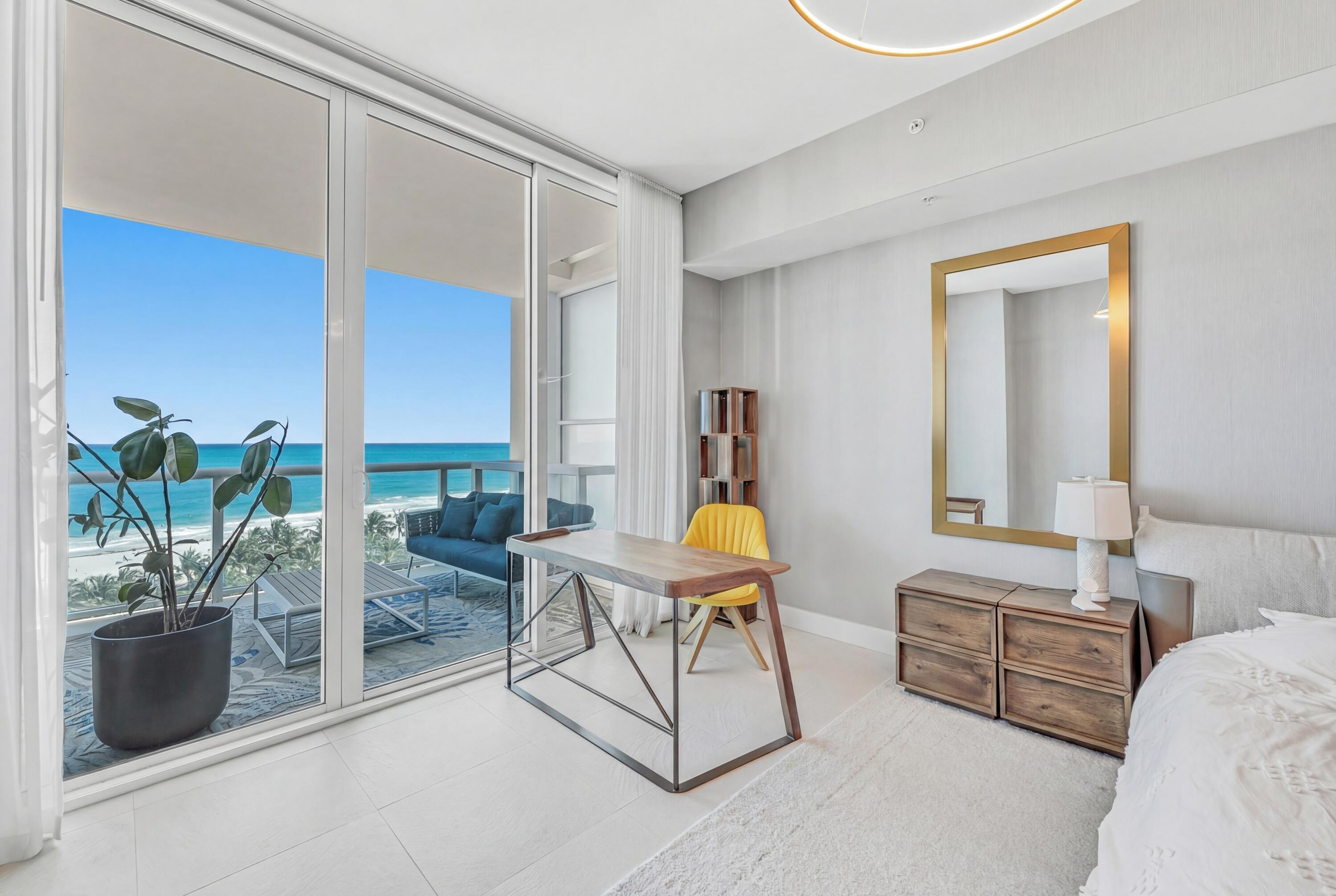 50 S Pointe #1201/08 Miami Beach, FL 33139