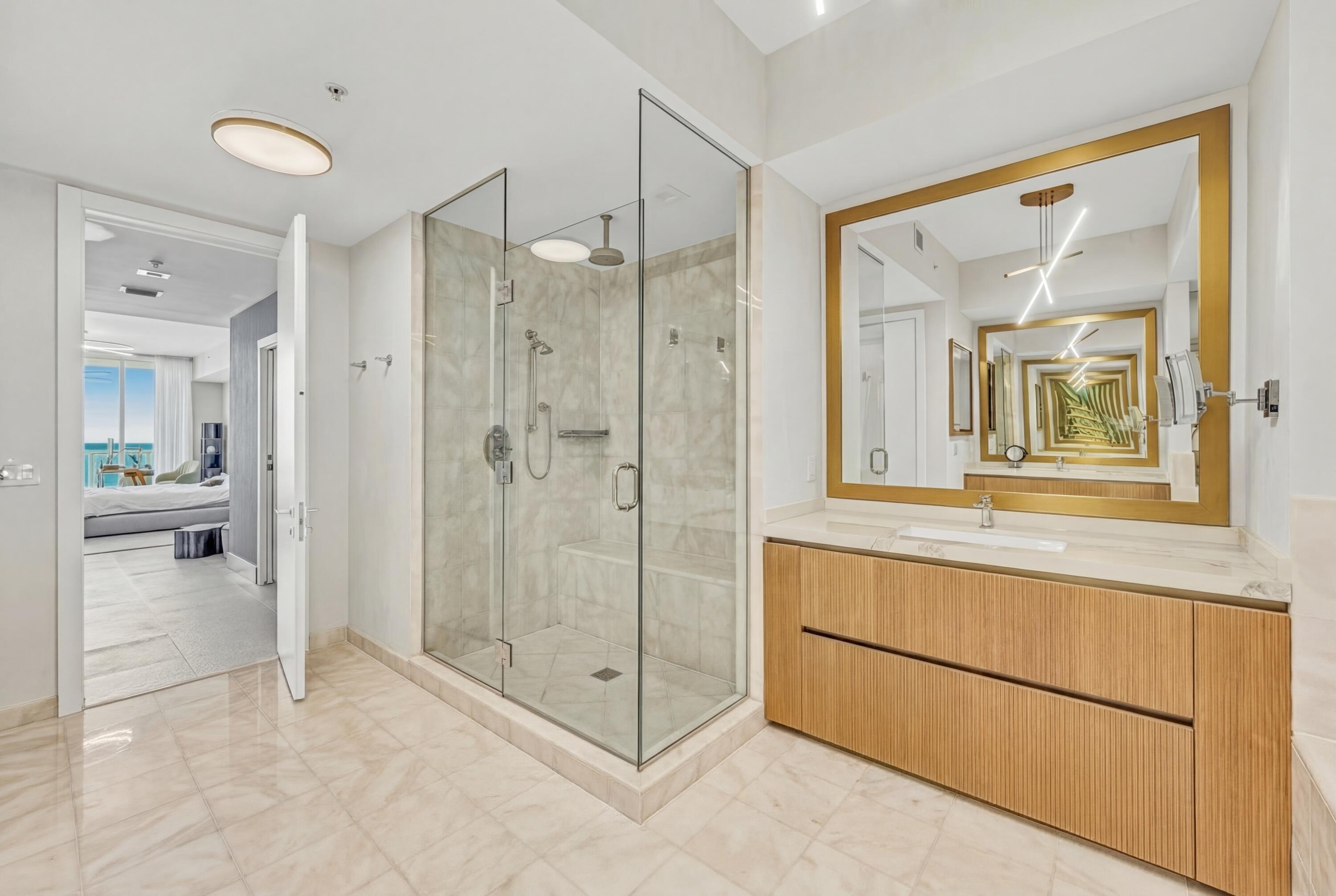 50 S Pointe #1201/08 Miami Beach, FL 33139