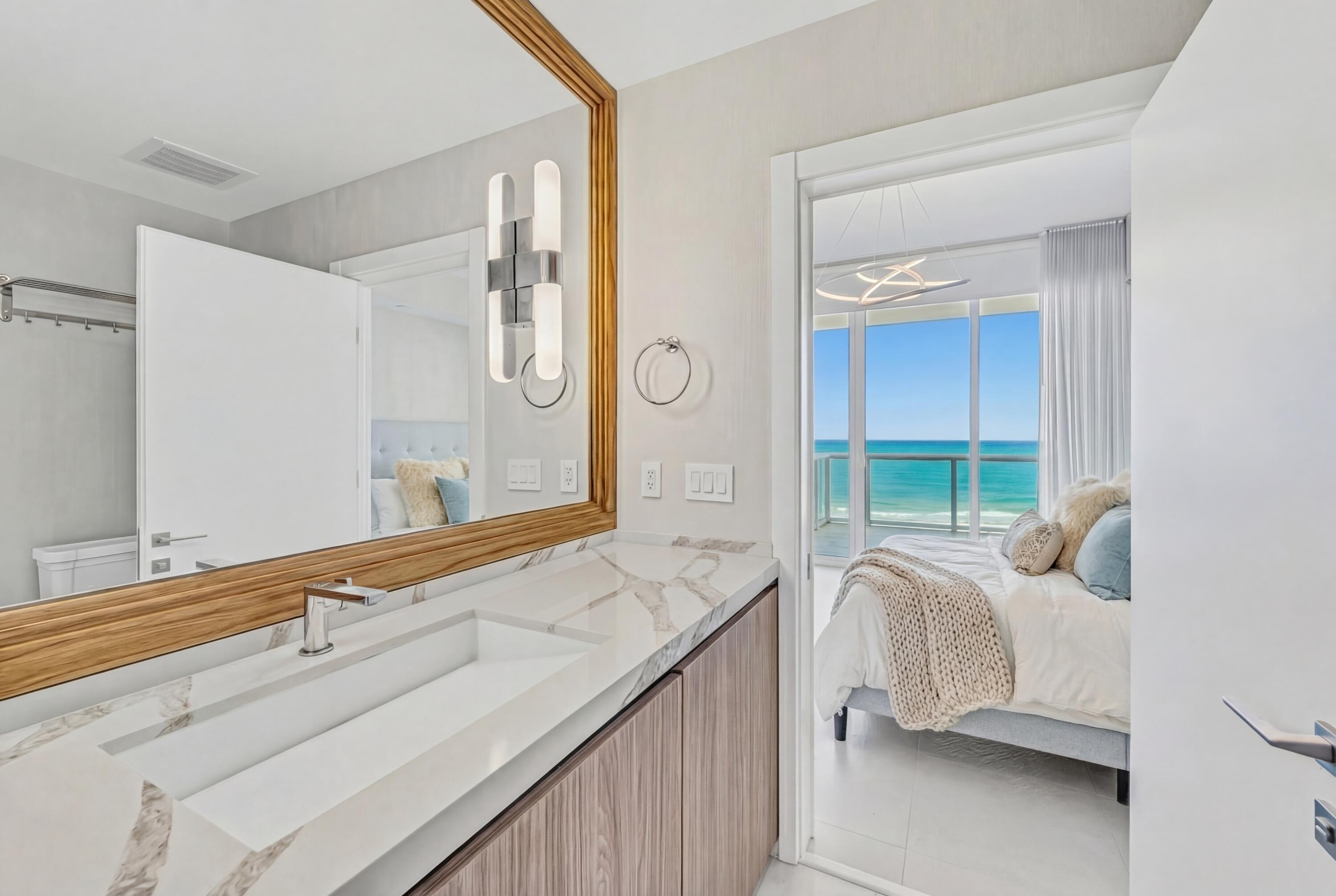 50 S Pointe #1201/08 Miami Beach, FL 33139