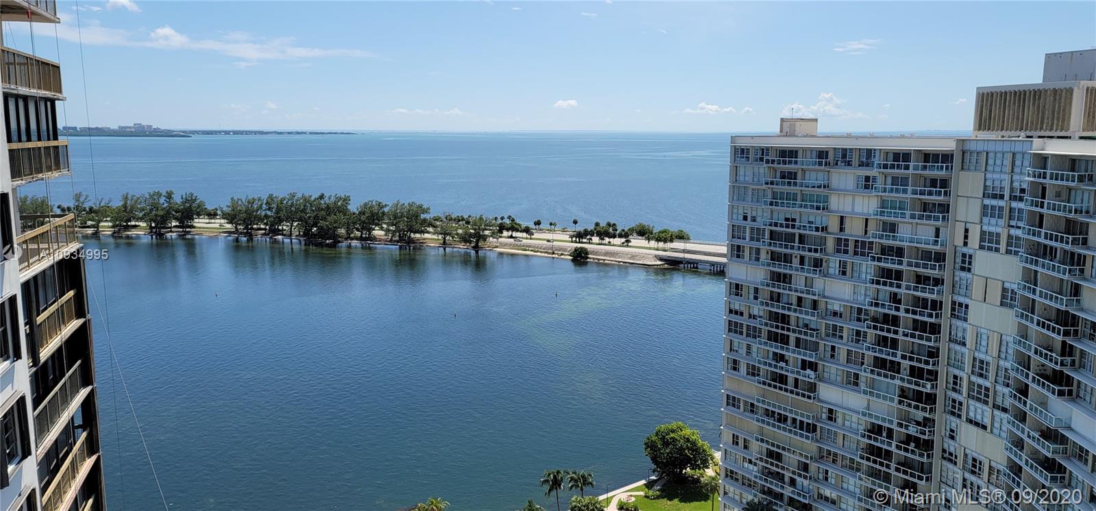 2333 Brickell Ave #2512