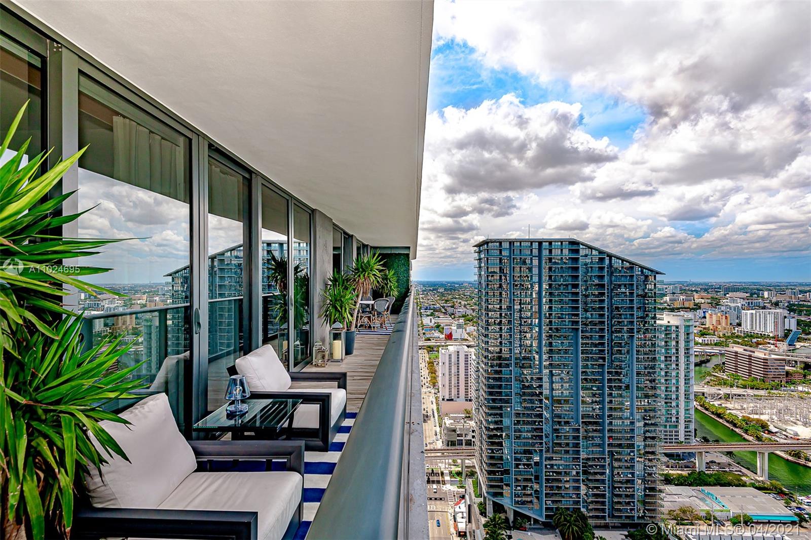 801 S Miami Ave #4508 Miami, FL 33130