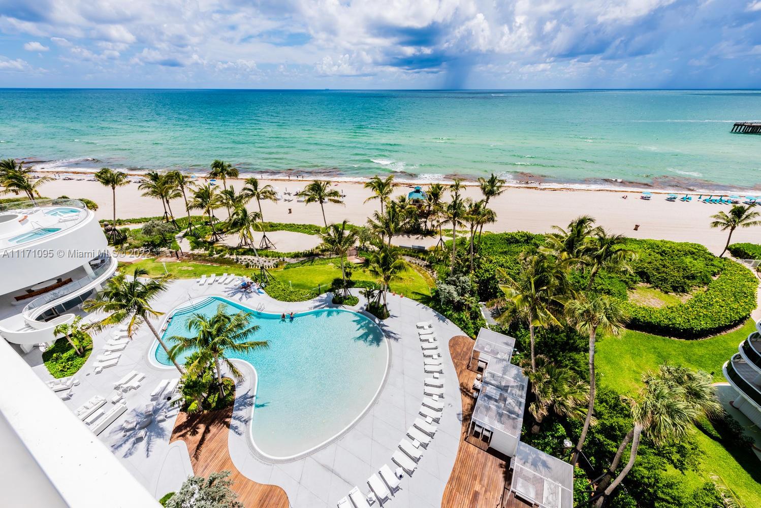 16901 Collins Ave #801