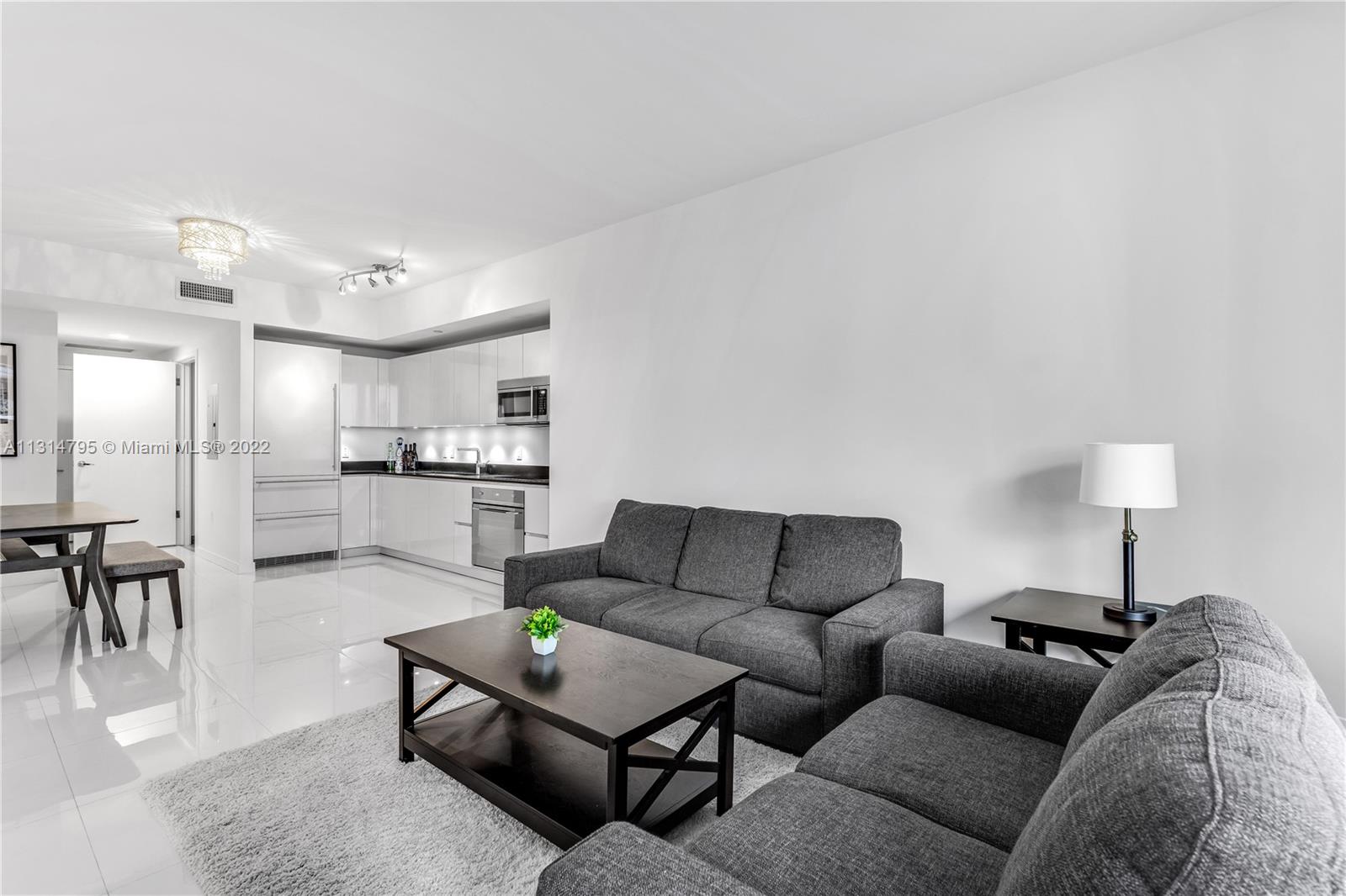 image 1010 Brickell10
