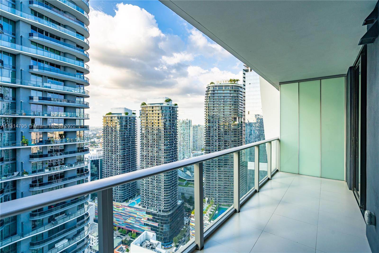 image 1010 Brickell14