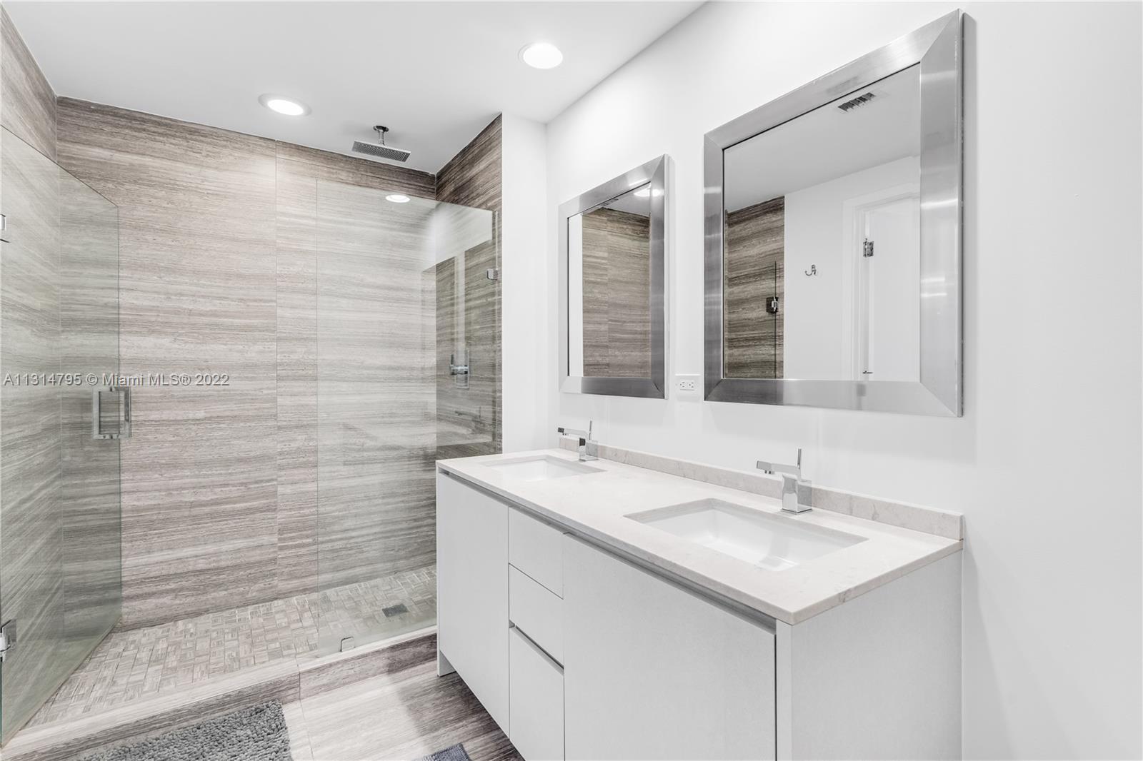 image 1010 Brickell21