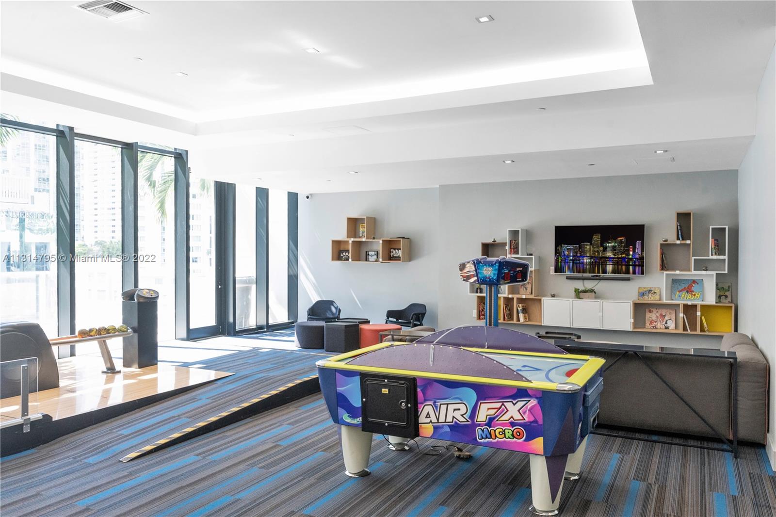 image 1010 Brickell26