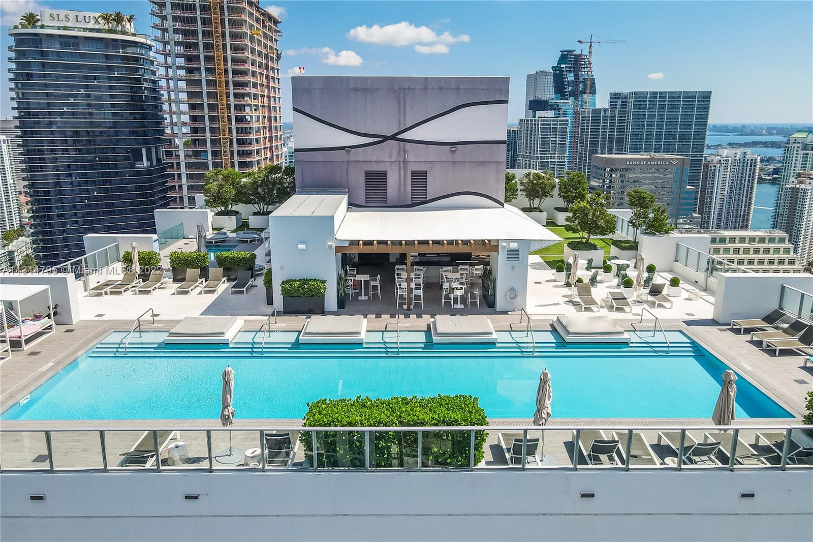 image 1010 Brickell31