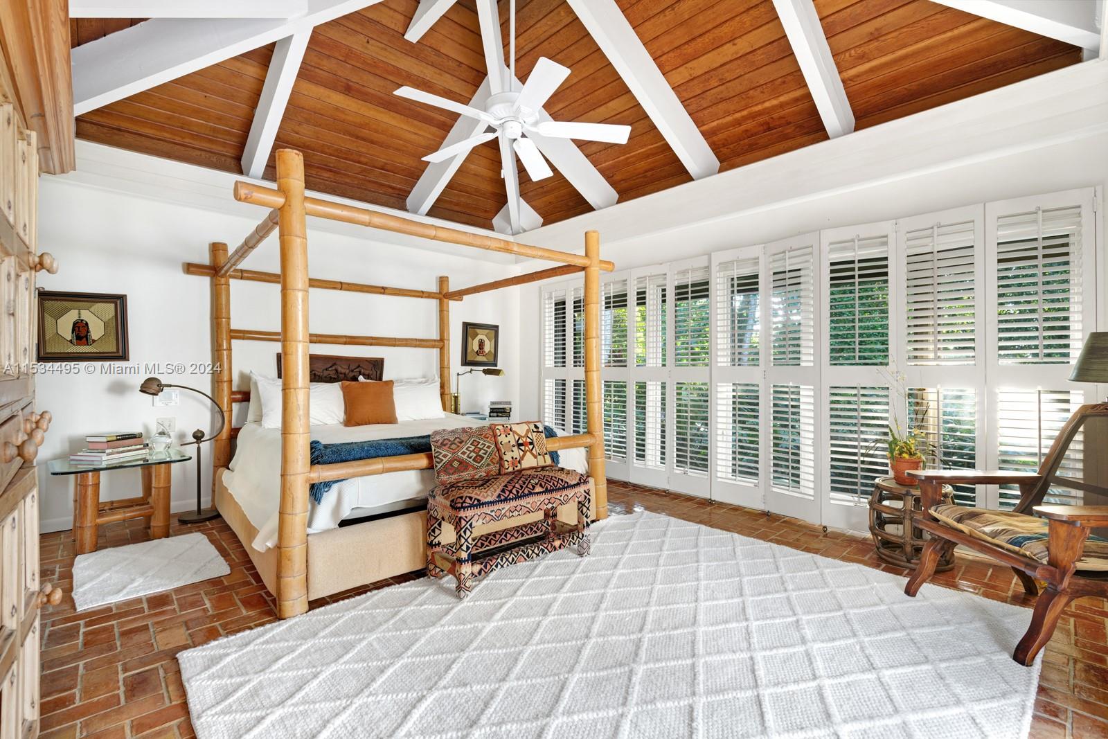 10 Cannon Pt Key Largo, FL 33037 10 Cannon Pt Key Largo, FL 33037
