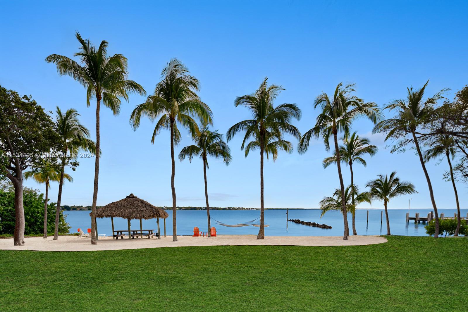 10 Cannon Pt Key Largo, FL 33037 10 Cannon Pt Key Largo, FL 33037