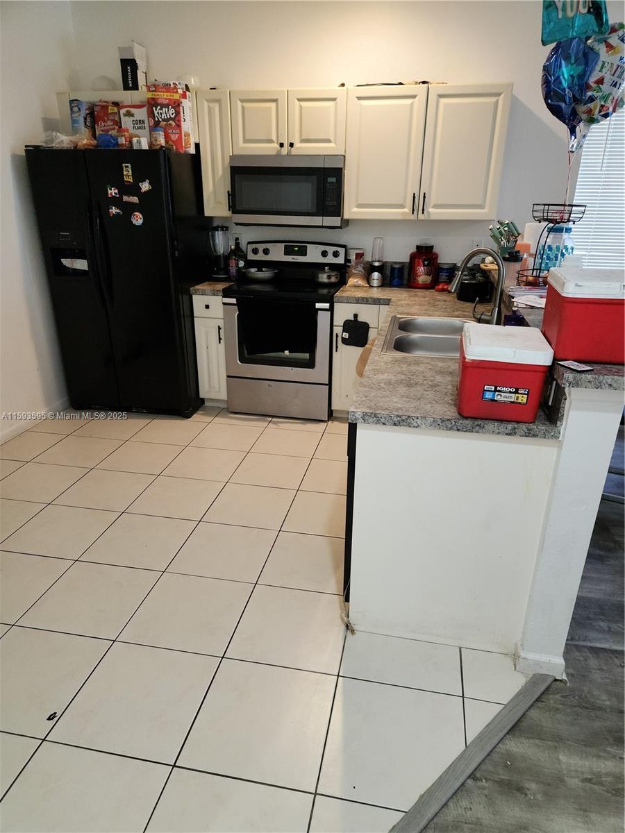 1945 Marsh Hbr Dr #1945 Riviera Beach, FL 33404