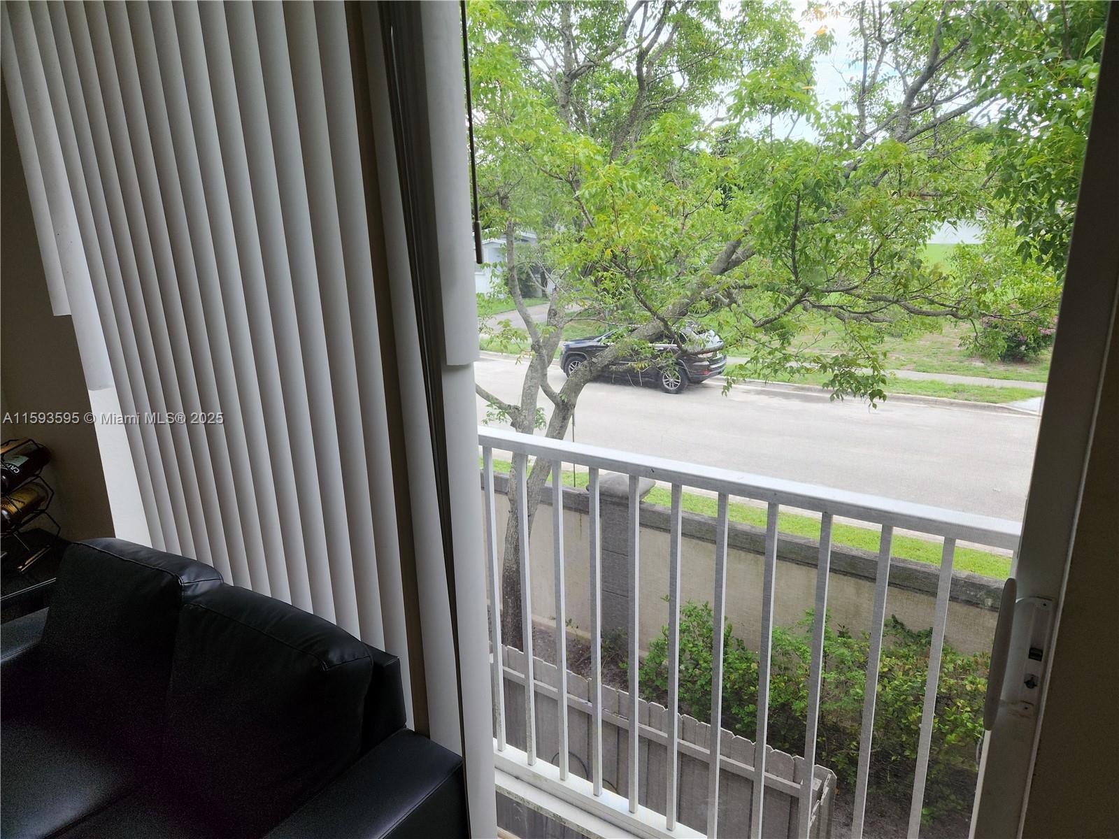 1945 Marsh Hbr Dr #1945 Riviera Beach, FL 33404