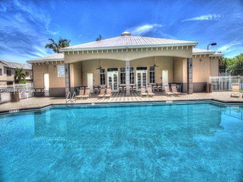 1945 Marsh Hbr Dr #1945 Riviera Beach, FL 33404