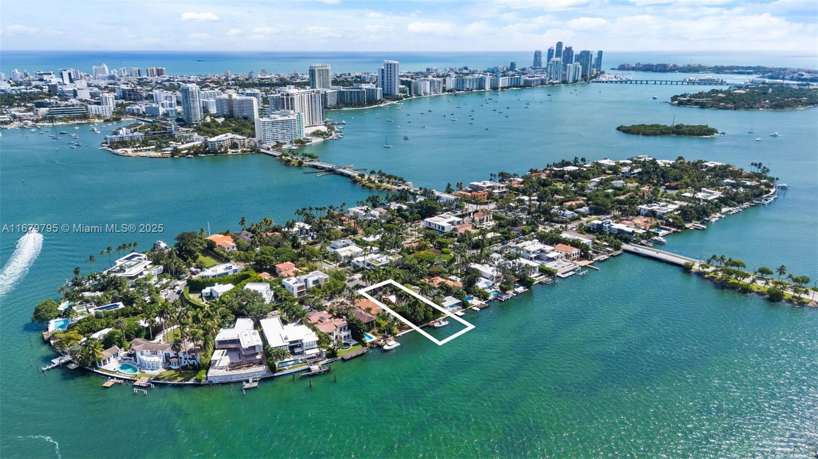 330 W Rivo Alto Dr Miami Beach, FL 33139