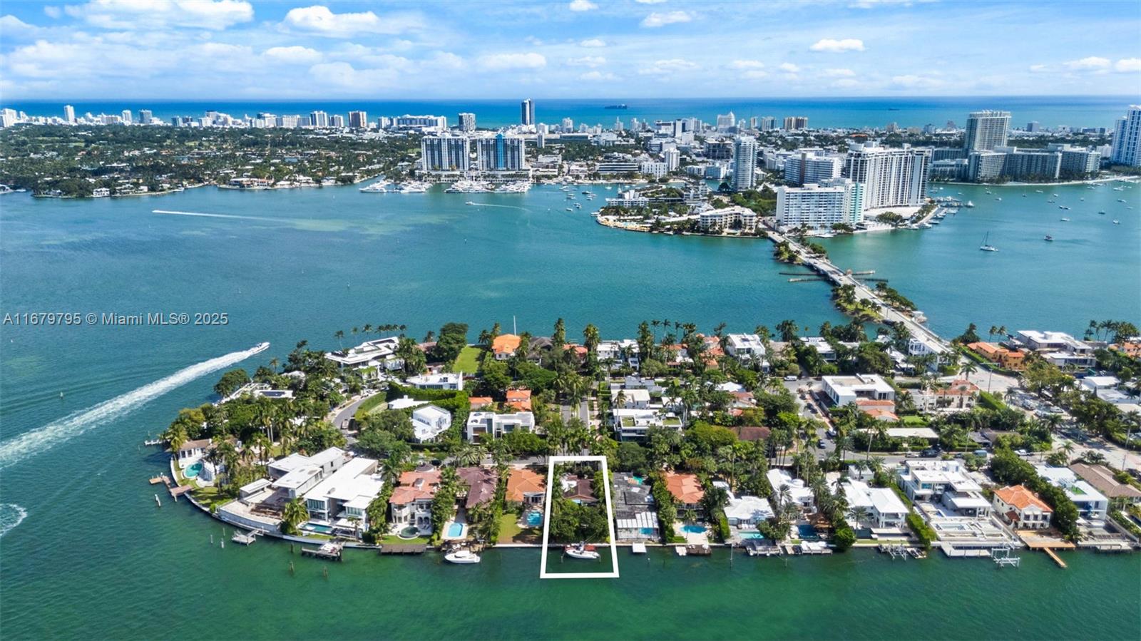 330 W Rivo Alto Dr Miami Beach, FL 33139