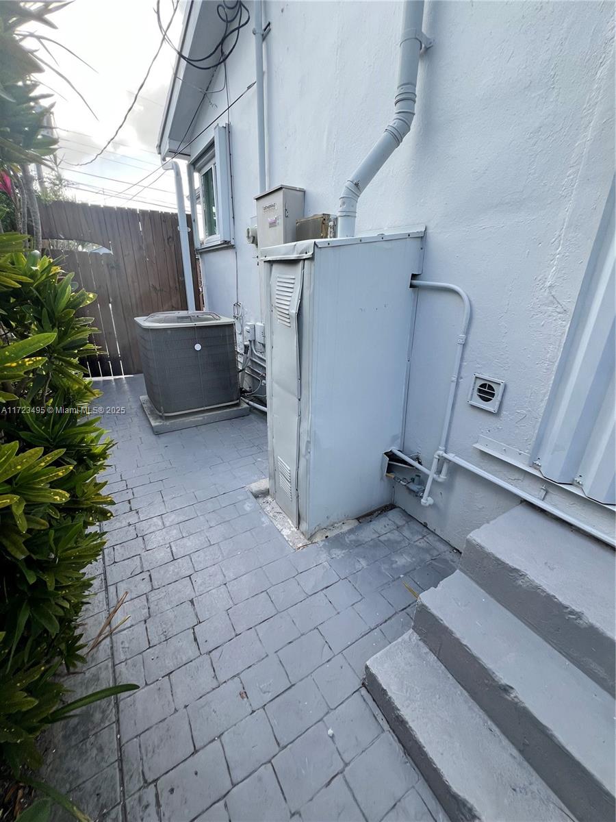 7549 Adventure Ave North Bay Village, FL 33141