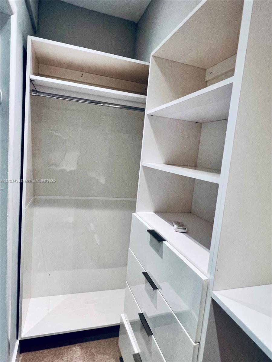 7549 Adventure Ave North Bay Village, FL 33141