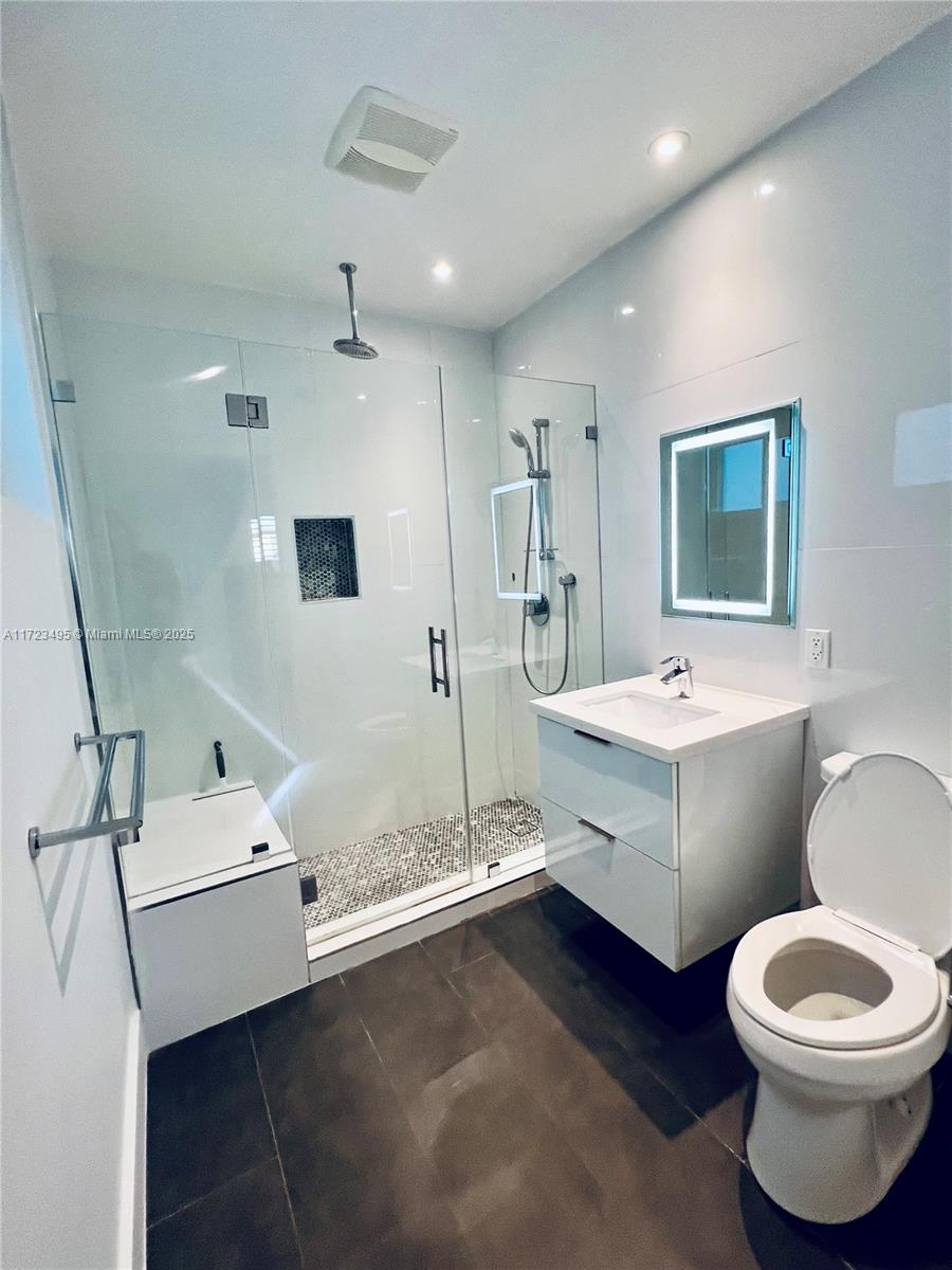 7549 Adventure Ave North Bay Village, FL 33141