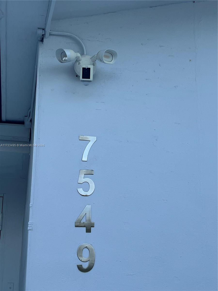 7549 Adventure Ave North Bay Village, FL 33141